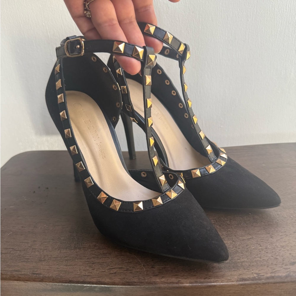 Pointy Studded stiletto - Qupid ✨ Rockstud